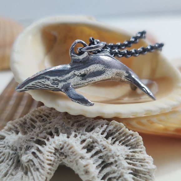 Humpback Whale Silver Necklace - Picture 1 of 6